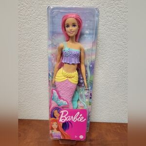 Barbie Mermaid with Pink and Yellow Tail Nip